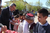 KOMPOZISYON - Bucak'ta 23 Nisan Ulusal Egemenlik Ve Çocuk Bayramı Coşkusu