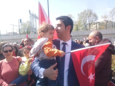 Kartal'da 23 Nisan Ulusal Egemenlik Ve Çocuk Bayramı Coşku İle Kutlandı