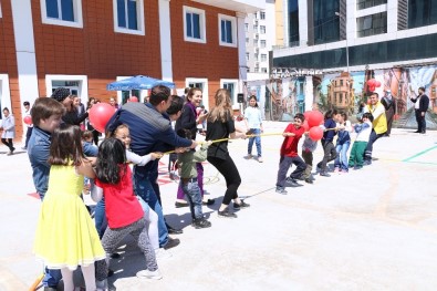 Medical Park Gaziantep Hastanesinde Geleneksel Sokak Oyunları Şenliği