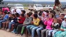 Suriye'de 23 Nisan Dolayısıyla Çocuklara Hediye Dağıtıldı