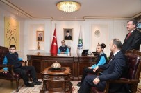 ULUSAL EGEMENLIK - Vali Canalp'in Makamı Çocuklara Emanet