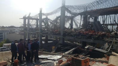 Arnavutköy'de Bir İnşaatta Beton Dökümü Sırasında 3 İşçi Molozların Arasında Kaldı