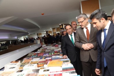 Bingöl Üniversitesi'nde 3. Kitap Fuarı Açıldı