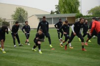 KIRMIZI KART - Denizlispor, Balıkesirspor Maçının Ardından Süper Lig'i Garantileyebilir