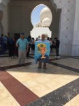 MEHMET ÖZER - Dubai'de Erdoğan Posterine Gözaltı