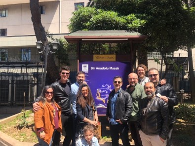 Kocaeli Şehir Tiyatroları, İzmir'de Sahne Aldı