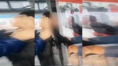 Metrobüste Kendisini Taciz Eden Sapığı İfşa Etti