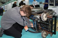 BEYIN FıRTıNASı - Öğrencilerden Engelliler İçin Pratik Çözüm 'Ramposör'