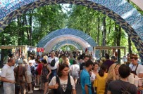 TURIZM YATıRıMCıLARı DERNEĞI - Turizmciler Moskova'daki Türkiye Festivali'ne Hazırlanıyor