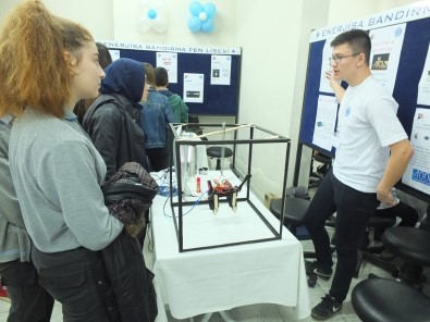 Fen Lisesi'nin Dahileri Projelerini Sergiledi