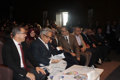 Haliç'de Edebiyat Rüzgarı Esiyor