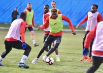 EGEMEN KORKMAZ - Hamza Hamzaoğlu Açıklaması 'Göztepe Maçıyla Birlik Ve Beraberliğimiz Daha Da Arttı'