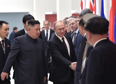 Putin Ve Kim Jong-Un Bir Araya Geldi