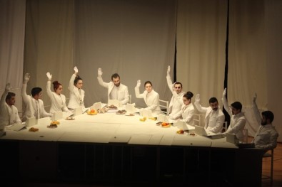 'Sui Generis Tiyatro', 'Uluslararası Ayvalık Tiyatro Festivali'nde Eskişehir'i Temsil Edecek
