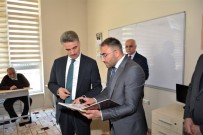 İŞİTME ENGELLİ - Vali Baruş, Kuran Kursu'nu Ziyaret Etti.