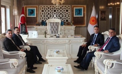 Vali Çağatay'dan Başkan Çoban'a 'Hayırlı Olsun' Ziyareti