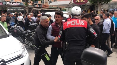 Alanya'da 'Dur' İhtarına Uymayan Motosikletli Polisleri Alarma Geçirdi