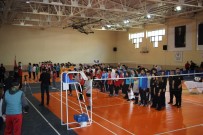 BİLEK GÜREŞİ - Badminton Grup Müsabakaları Başladı