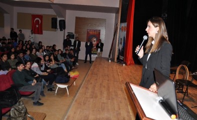Girne Amerikan Üniversitesi Kızıltepe'de Öğrencilerle Buluştu