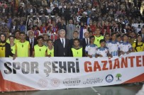 MEHMET SARI - Vali Gül Masa Tenisi Oynadı