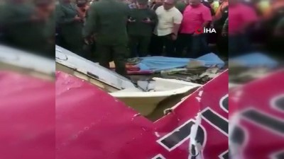 Venezuela'da Helikopter Düştü, Bir General Ve Bir Komiser Öldü