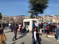 Alaplı Otogarında Asker Uğurlama Yoğunluğu