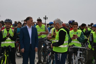 Sinop'ta Geleneksel Yeşilay Bisiklet Turu'nun 9.'Su Düzenlendi