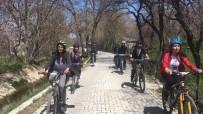 Van'da 'Gençlik Tarihe Pedallıyor' Projesi