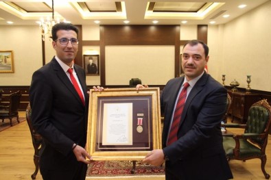 15 Temmuz Gazilerine Devlet Övünç Madalyası