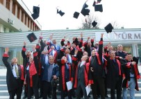 SANAT DÜNYASI - Atatürk Üniversitesi Mezunu Doktorlar, 40 Yıl Sonra Kep Atarak Yemin Etti