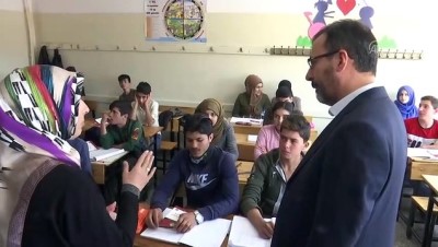 Bakan Kasapoğlu'ndan Okul Ziyaretleri