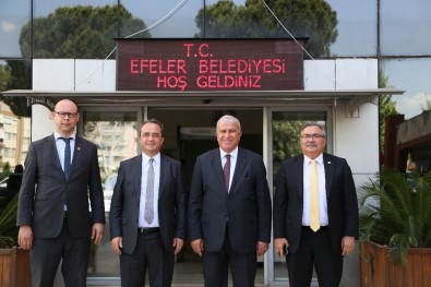 CHP'li Vekillerden Efeler Belediyesine Ziyaret
