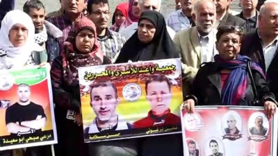 Gazze'de Filistinli Tutuklular İçin Dayanışma Çadırı