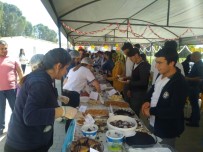 METIN DEMIREL - İhtiyaç Sahibi Arkadaşları İçin Kermes Düzenlediler