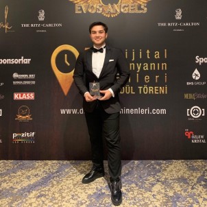 Olkan Soycan Dijital Dünyanın Enleri Ödülünü Aldı