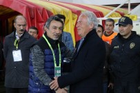 SERKAN TOKAT - Süper Toto Süper Lig Açıklaması Evkur Yeni Malatyaspor Açıklaması 1 - Kasımpaşa Açıklaması 0 (İlk Yarı)