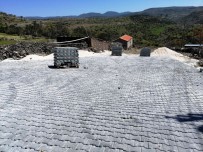 FEVZI ÇAKMAK - Yunusemre'de 10 Mahallede Kilitli Parke Taşı Çalışması