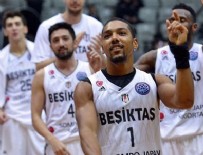 TOLGA ZENGIN - Beşiktaş Sompo Japan'da oyuncular idmana çıkmadı