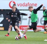 NEVZAT DEMİR - Beşiktaş'ta Hazırlıklar Sürdü