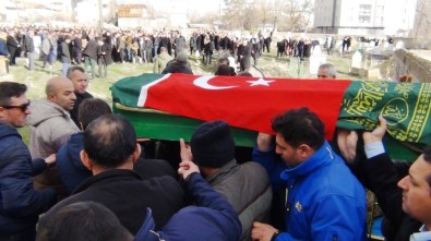 MHP'li Başkan Toprağa Verildi