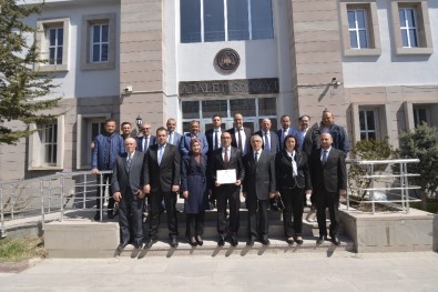 Sandıklı Belediye Başkanı Mustafa Çöl Mazbatasını Aldı