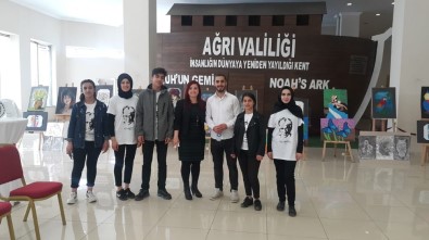 Ağrı Cumhuriyet Anadolu Lisesi Öğrencilerinden Resim Sergisi