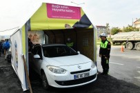 KIRMIZI IŞIK - Aydın'da 86 Hatalı Sürücü 'Yaşam Tüneli'nde Ceza Yazılmadan Bilgilendirildi