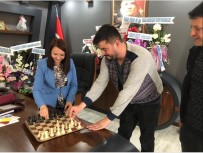 SATRANÇ FEDERASYONU - Bilecik Satranç İl Temsilciliği'nden Başkan Tekin'e Ziyaret