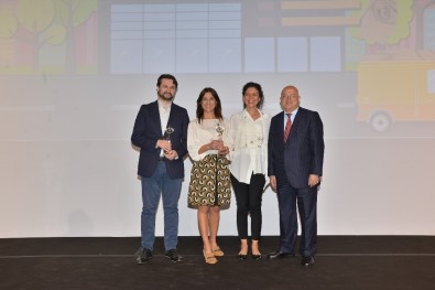 Boyner'in 'İyiliğe Dönüştür' Projesine Altın Pusula Ödülü