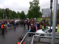 ADALET BAKANI - Çekya'da Binlerce Kişi Sokağa İndi