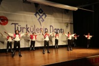 SARı GELIN - Erdemli'de Türkülerin Dansı Topluğu Gösterisine Yoğun İlgi