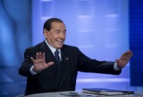 SILVIO BERLUSCONI - İtalya Eski Başbakanı Berlusconi Hastaneye Kaldırıldı