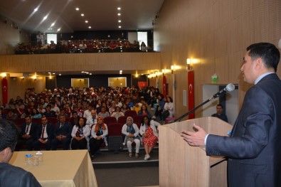 Kaymakam Atak Ve Başkan Savaş Öğrencilerle Buluştu