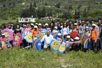 SERINYOL - Öğrencilerden Yüz Boyama Ve Uçurtma Şenliği